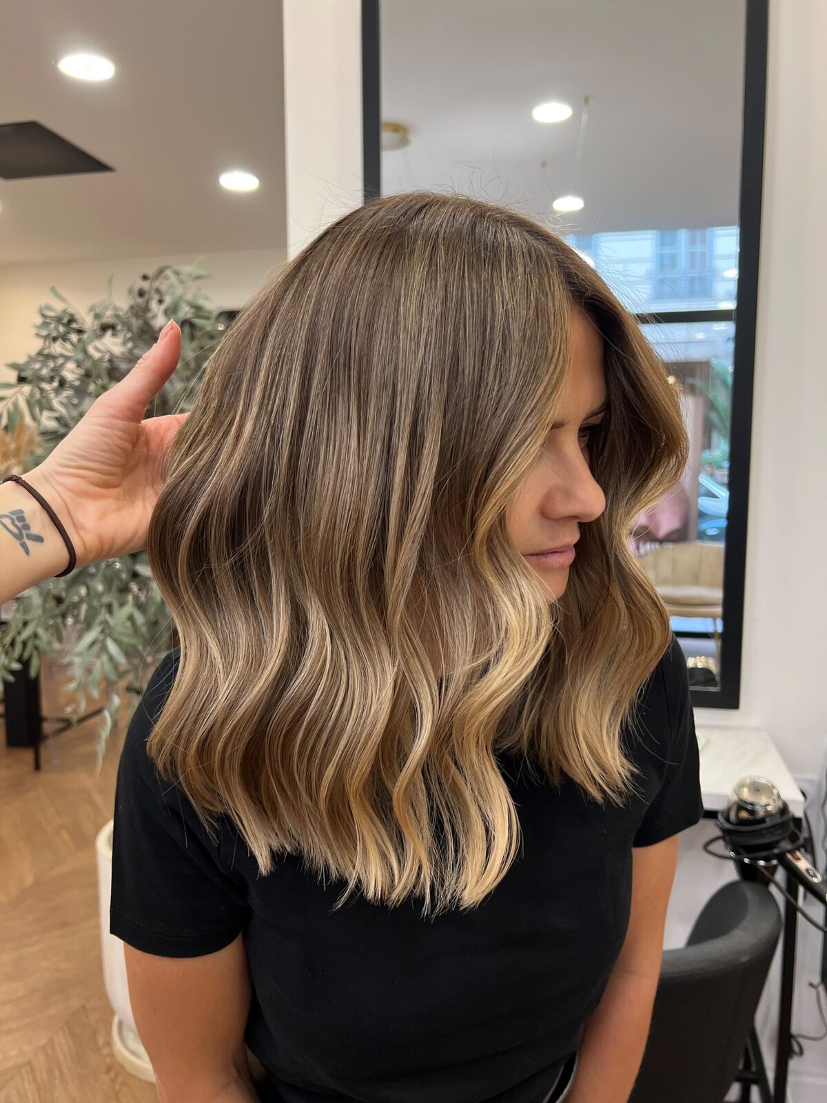 Résultat balayage SunKissed AirTouch — effet soleil