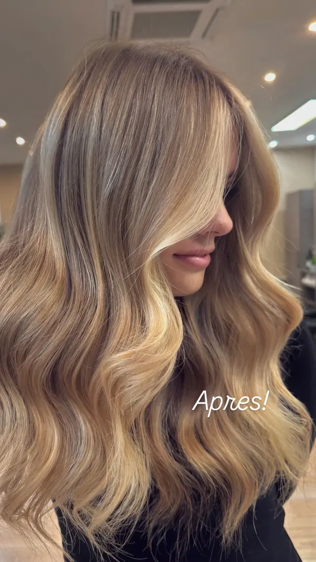 Balayage SunKissed AirTouch réalisé sur modèle pendant un atelier pratique à Lyon